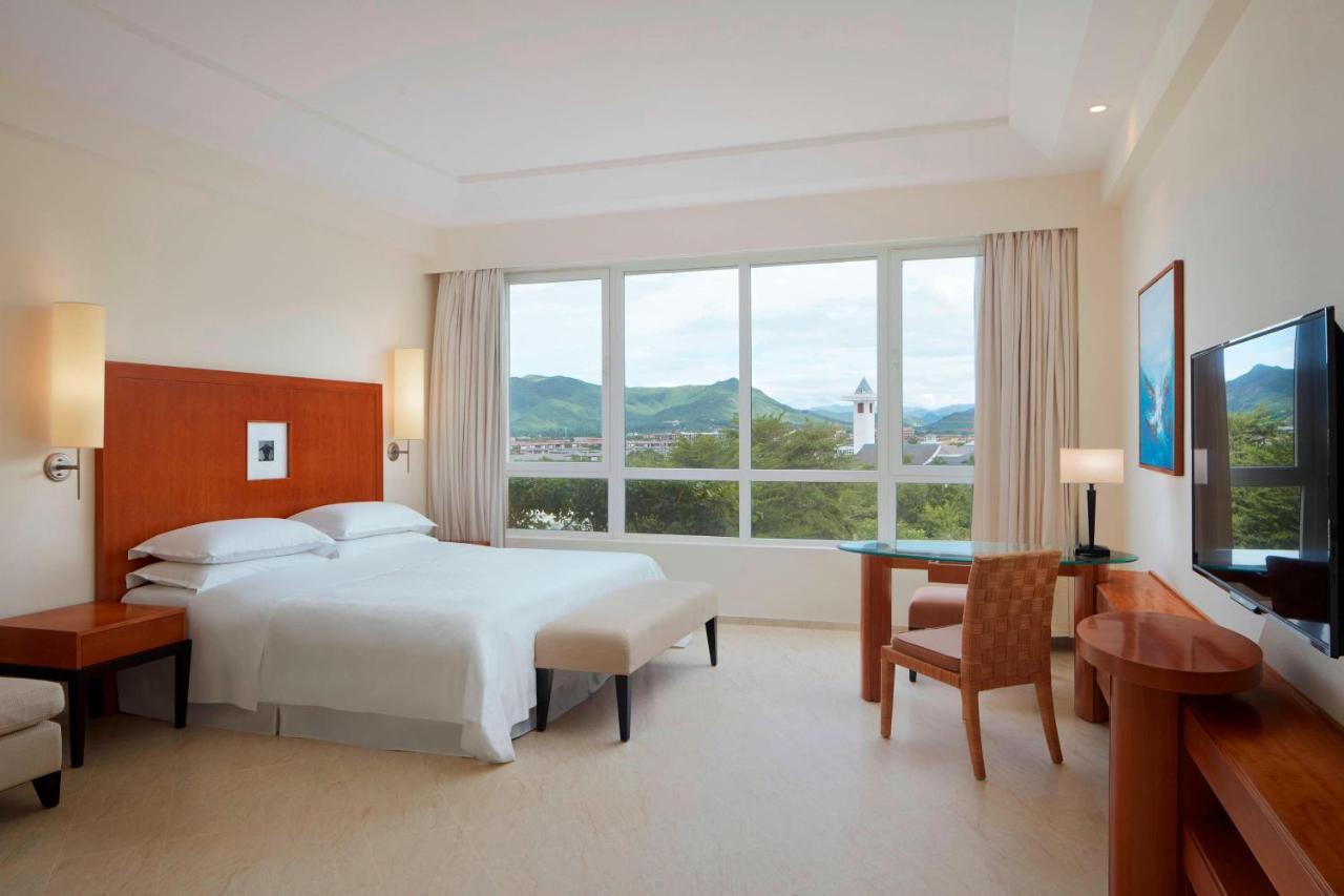 Sheraton Sanya Yalong Bay Resort Esterno foto