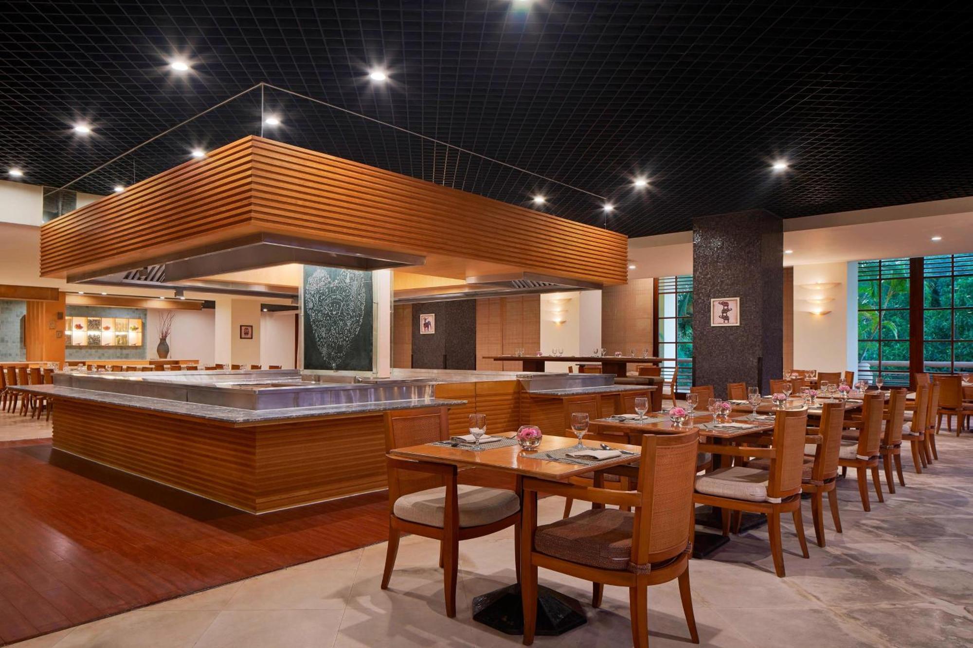 Sheraton Sanya Yalong Bay Resort Esterno foto